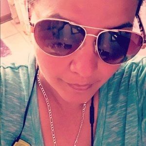 Meet your Posher, Ilda